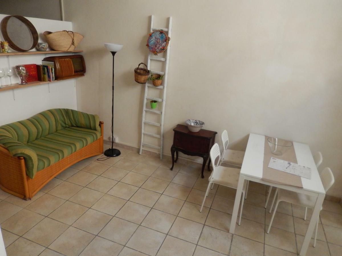 Appartamento In Centro Casa Vacanza Scicli Ngoại thất bức ảnh
